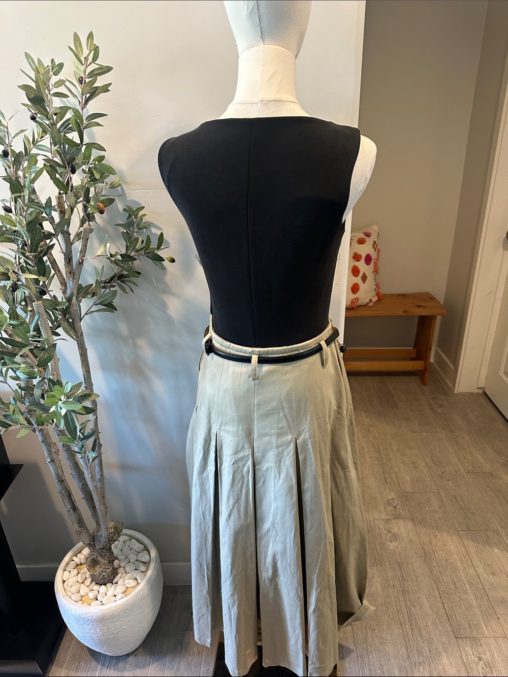 Avec Les Filles Mixed Media Pleated Dress New! - Picture 14 of 16
